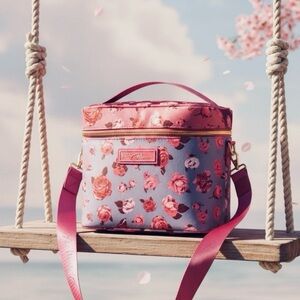 NWT Betsey Johnson floral insulated lunch tote